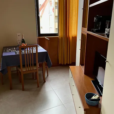 Con Parcheggio Privato -